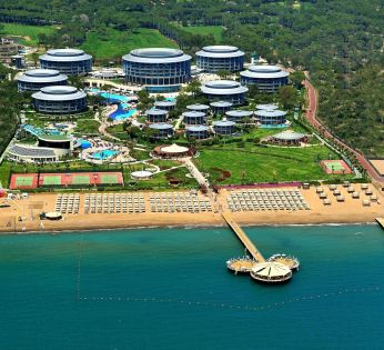 CALISTA LUXURY RESORT